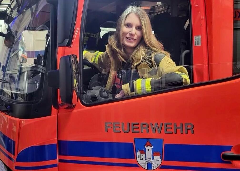 "Frauenpower": Kalender der Feuerwehr-Damen Burgkunstadt - Bildergalerie