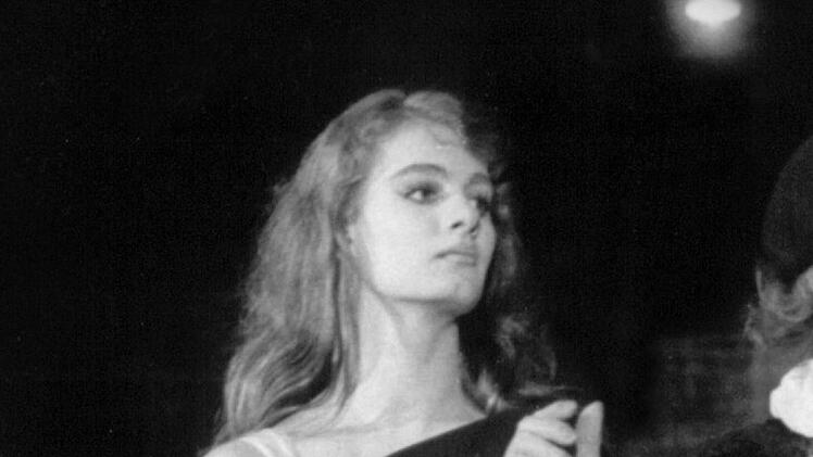 In den 60er Jahren ging die deutsche Tänzerin Karin von Aroldingen nach New York und wurde dort als Primaballerina berühmt. Archivbild: Goettert/dpa