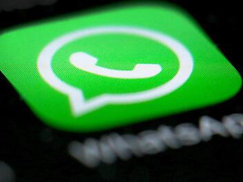 An sich ist es nur eine kleine Änderung - die Wirkung ist dabei aber ganz groß. Etliche Peinlichkeiten könnten uns ab sofort bei WhatsApp erspart bleiben. Foto: Martin Gerten/dpa