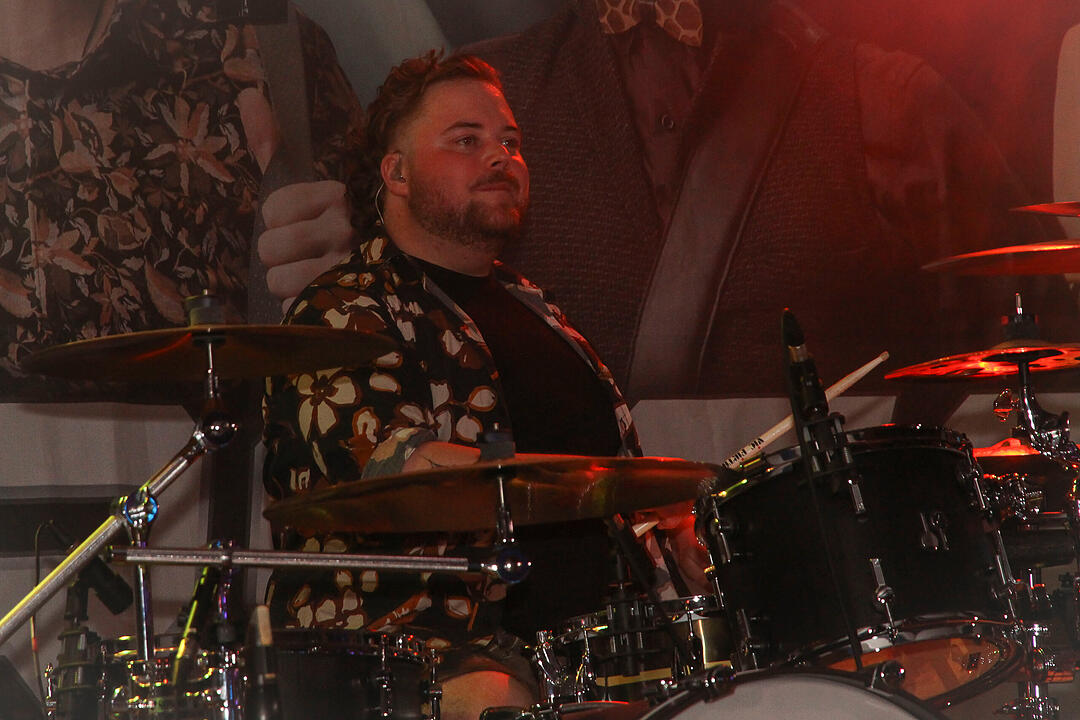 THIERSEER LIVE ON ROUTE 65