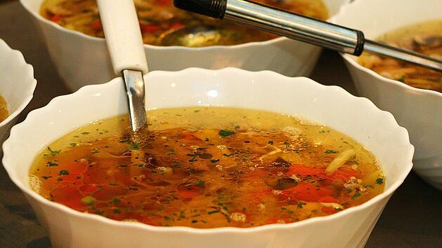 Anti-Schnupfen-Suppe kann wahre Wunder bewirken.