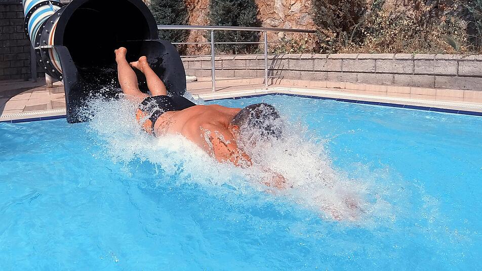 Die Freibad-Saison startet rund um Trier: Endlich wieder abtauchen ins kühle Nass.