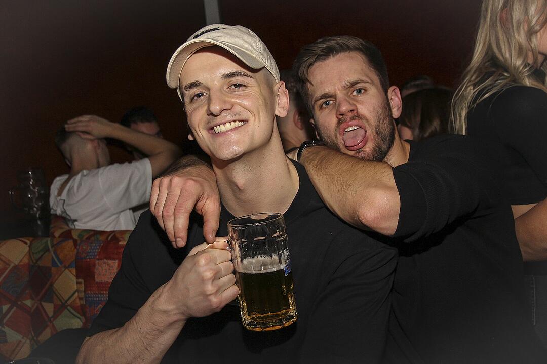 Klasse Party-Stimmung  am ersten Weihnachtsfeiertag