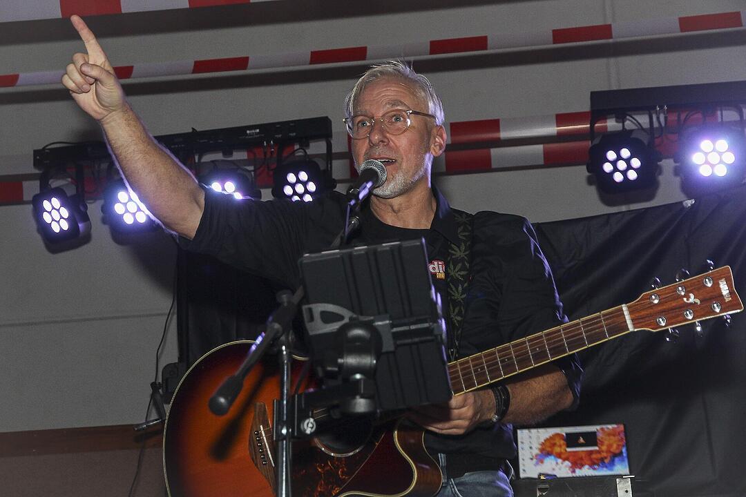 Es spielte die Partyband "Musik die3".