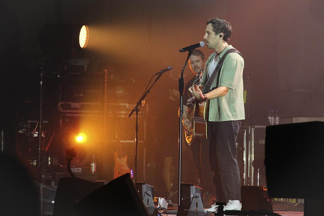 Max Giesinger live in Bayreuth.