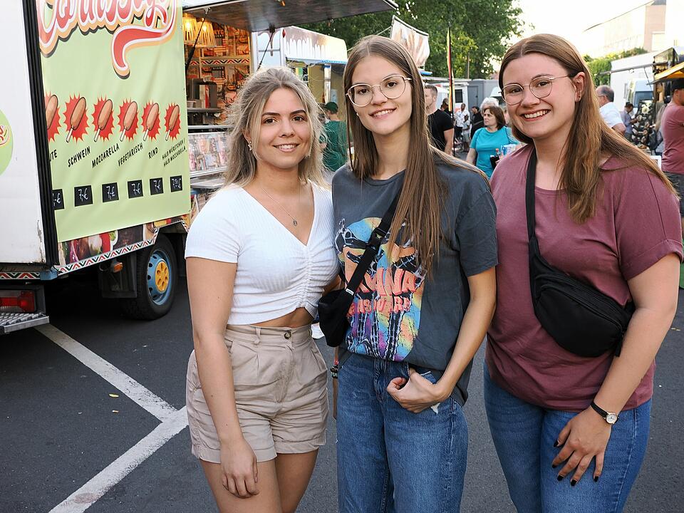 Burger, BBQ und Spezialitäten aus verschiedenen Ländern!