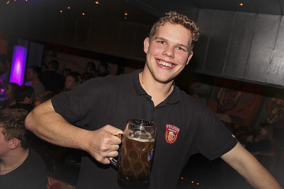 Klasse Party-Stimmung  am ersten Weihnachtsfeiertag