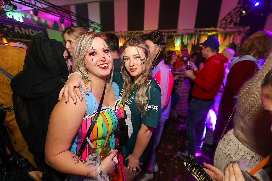 Beste Partystimmung in der Stadthalle