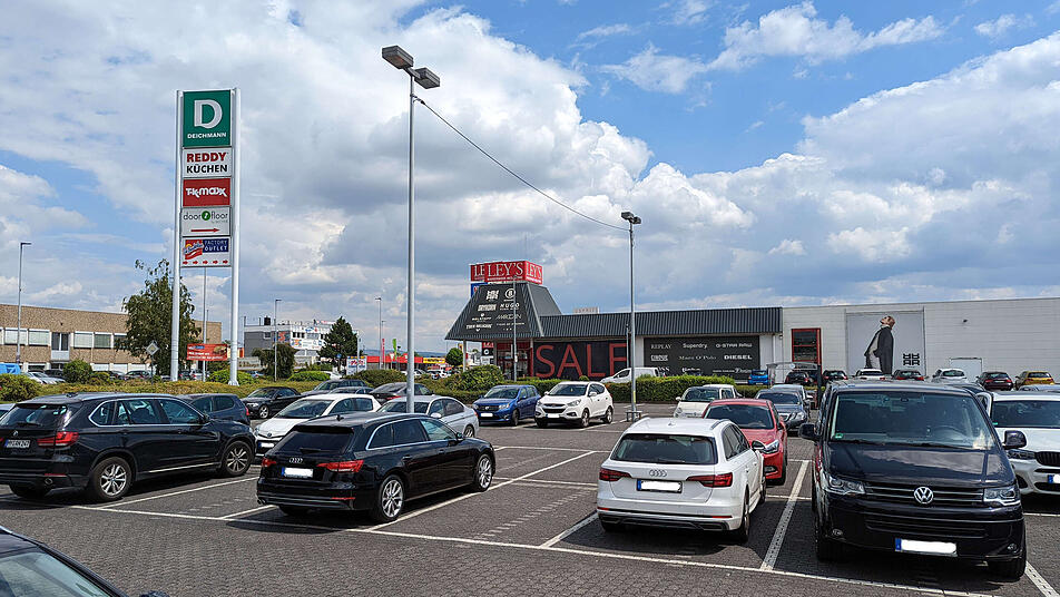Angebote und Reduzierungen gibt es hier eigentlich immer: im Gewerbepark Mühlheim-Kärlich.