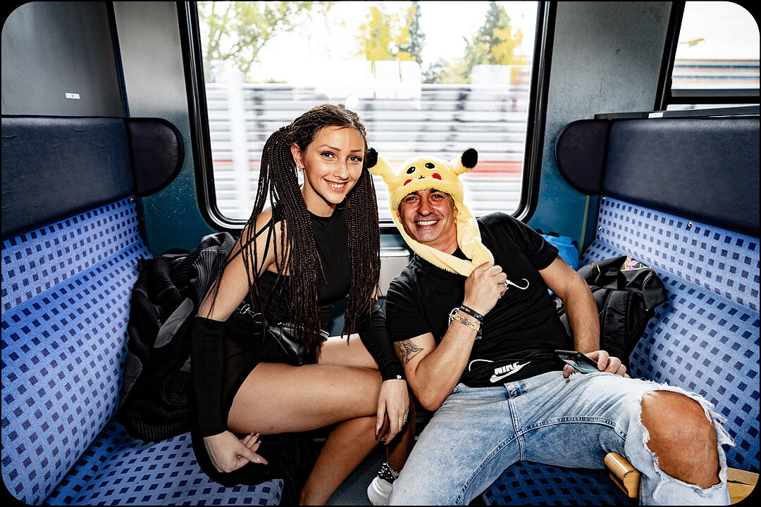Hard Techno und Trance in drei verschiedenen Party-Waggons!