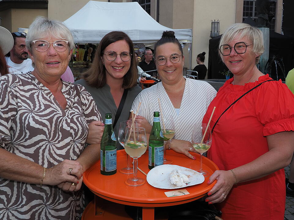 Aperitivo, Vino, Musica und mehr!