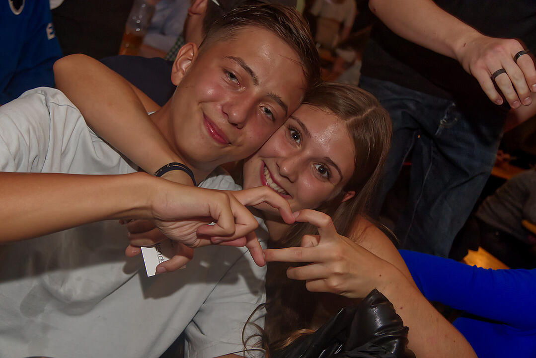 Beste Stimmung beim zweitgrößten Volksfest Bayerns