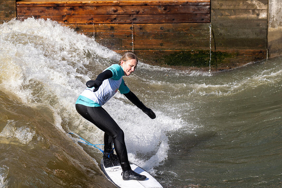 Die Surferwelle mitten in Nürnberg
