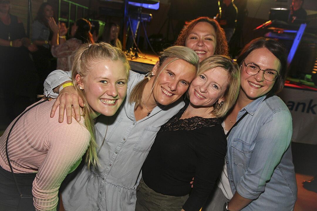 Es spielte die Partyband "Musik die3".