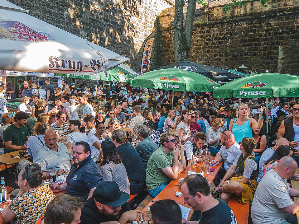 Fantastische Stimmung im Burggraben