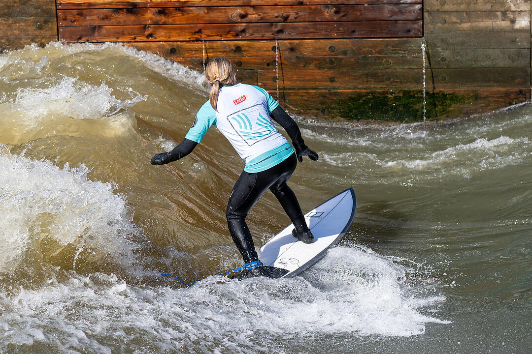 Die Surferwelle mitten in Nürnberg