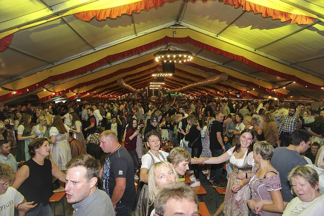 Impressionen von der erstklassigen Stimmung!