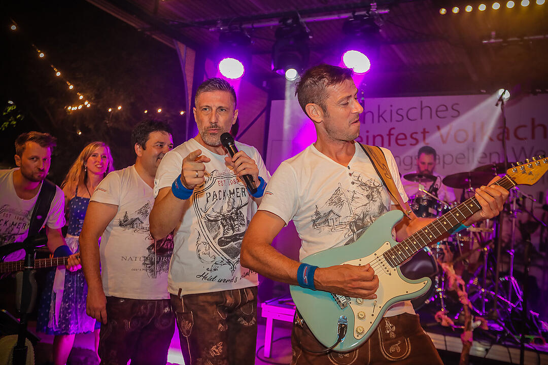 Impressionen vom größten Weinfest in Franken!