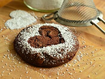 Plätzchen backen gehört für viele Menschen zur Weihnachtszeit dazu.