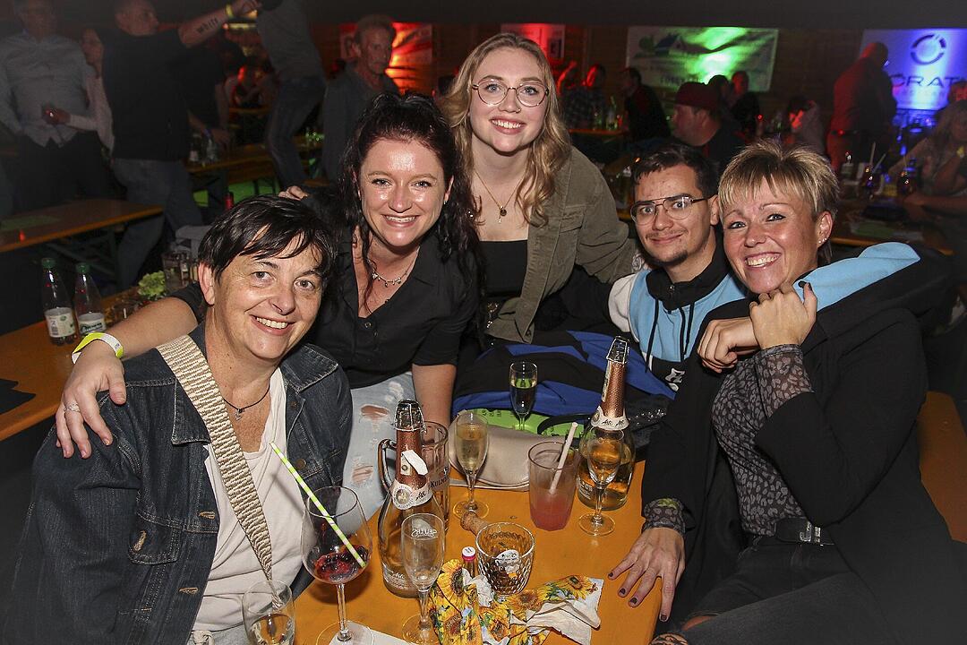 Es spielte die Partyband "Musik die3".