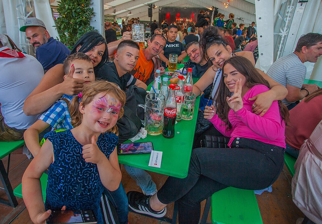 Ausgelassene Stimmung mit rocKing und Tasty 7.