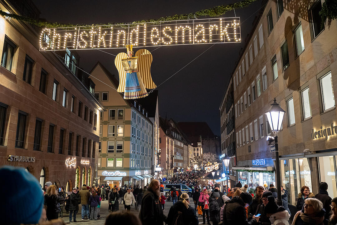 Vom Hauptmarkt zur Kaierburg.