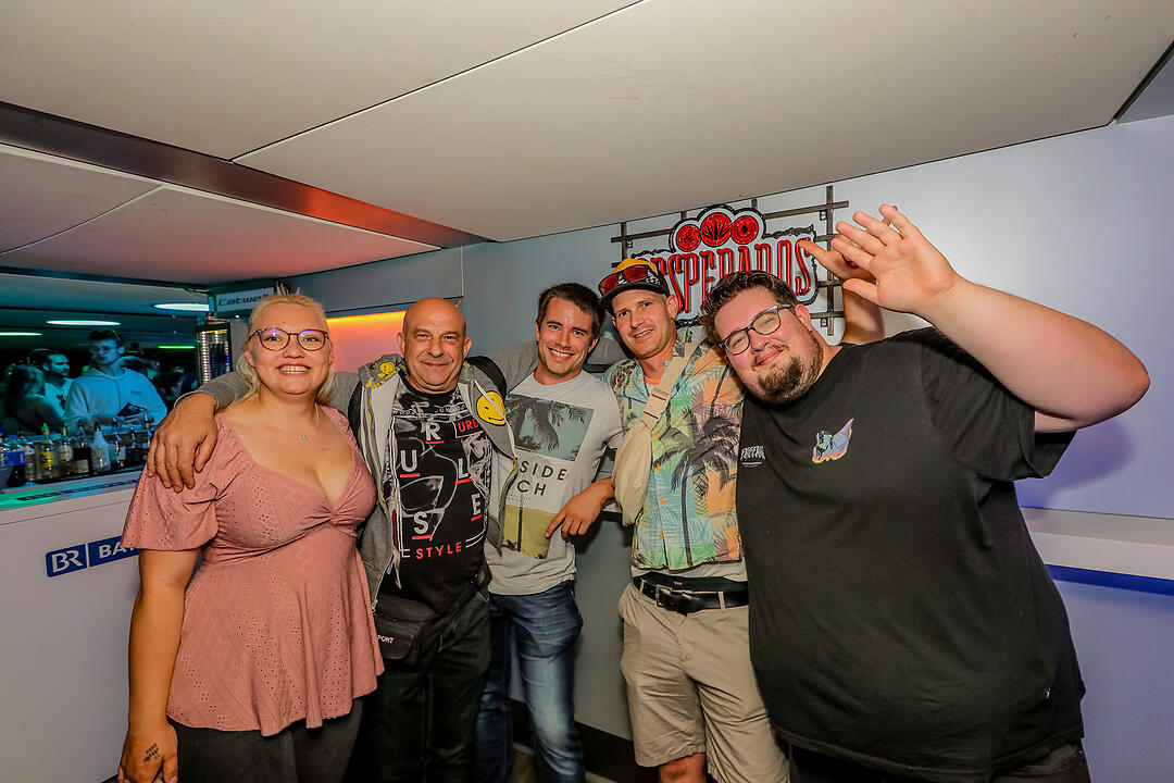Auf drei Decks wurde richtig gefeiert!