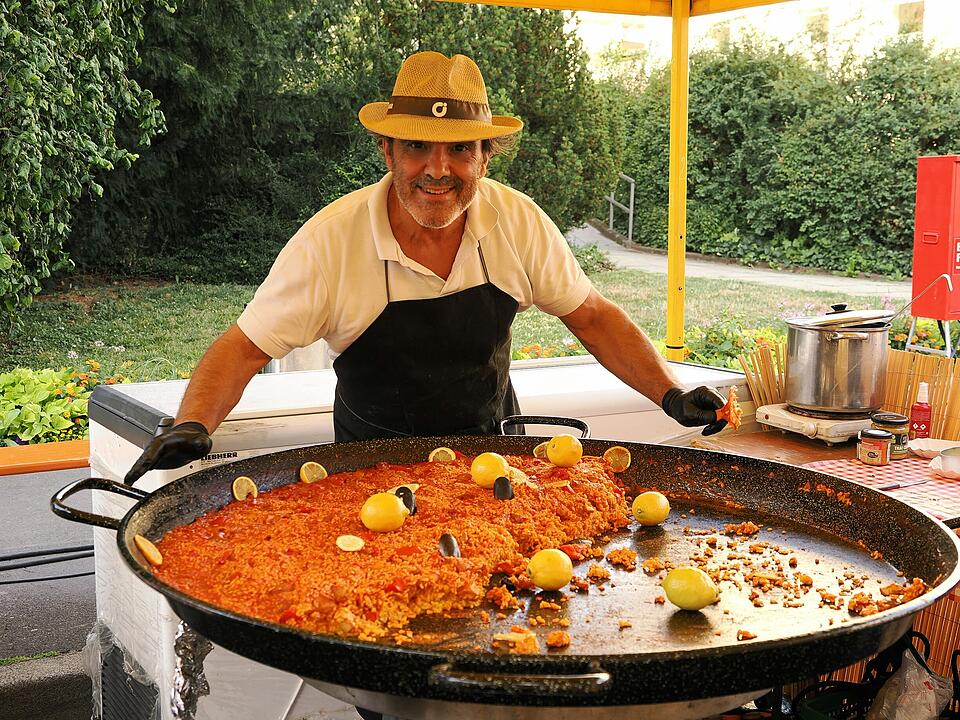 Burger, BBQ und Spezialitäten aus verschiedenen Ländern!