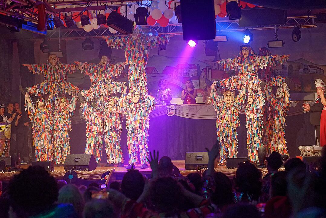 Motto: "Licht aus! Spot an! 70er Disco"
