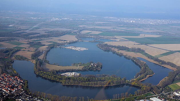 Der Roxheimer Silbersee aus der Vogelperspektive.
