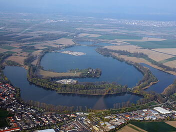 Der Roxheimer Silbersee aus der Vogelperspektive.