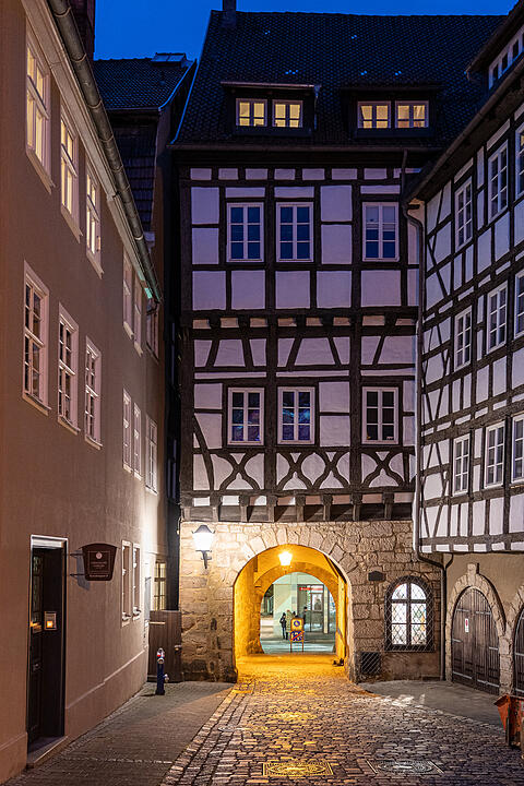 Die Innenstadt wird wunderschön erleuchtet.