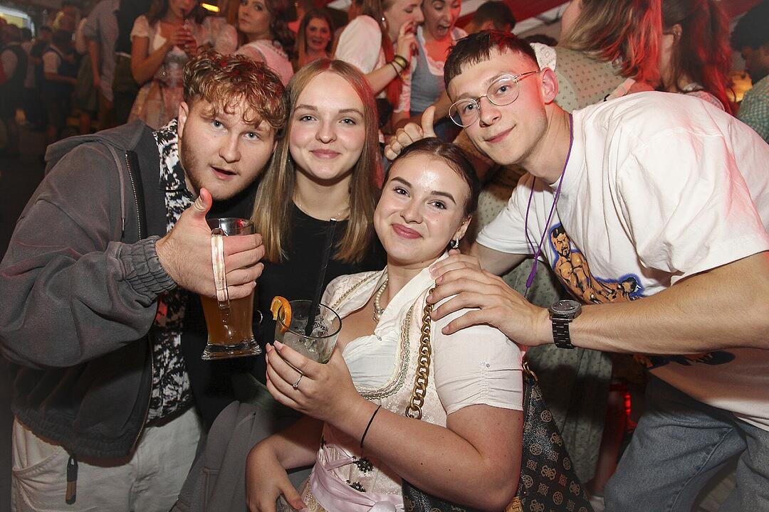 Beste Stimmung mit den "Fetzentalern"