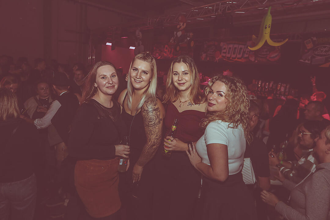 90er & 2000er Party