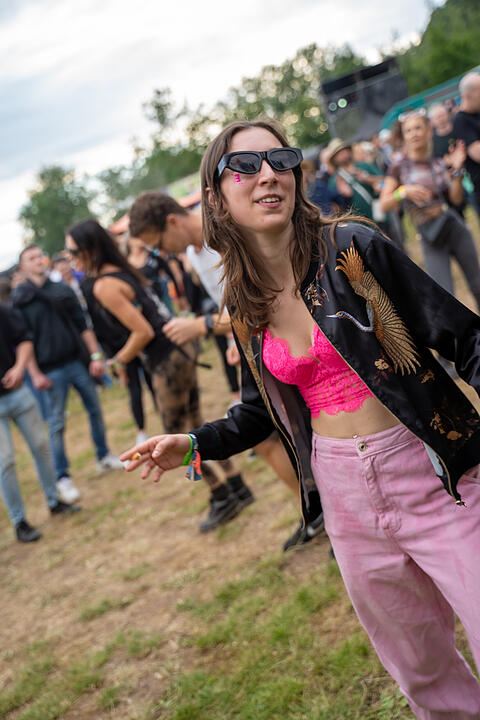 Sommer. Sonne. Tanzen. Techno. Bass!