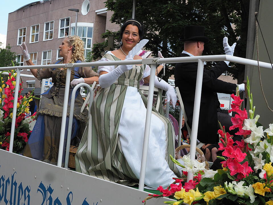 Großer historischer Festzug durch Bad Kissingen!
