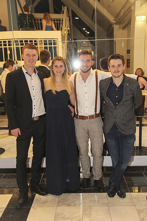 Der traditionelle Bauernball lockte viele Gäste an