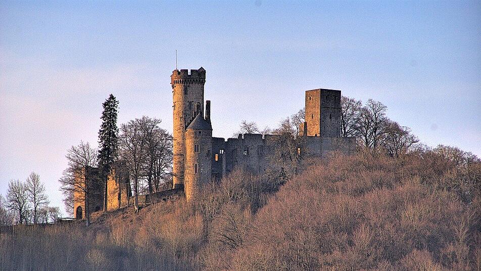 Die Landschaft um Gerolstein herum ist einmalig - wie hier bei der Kasselburg zu sehen.
