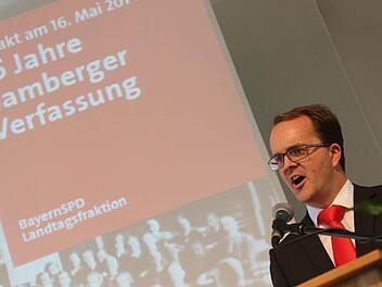 Stolz auf die Rolle der SPD beim Weg Bayerns zu demokratischen Verhältnissen - Fraktionschef Markus Rinderspacher.  Foto: Matthias Hoch