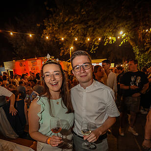 Impressionen vom größten Weinfest in Franken!