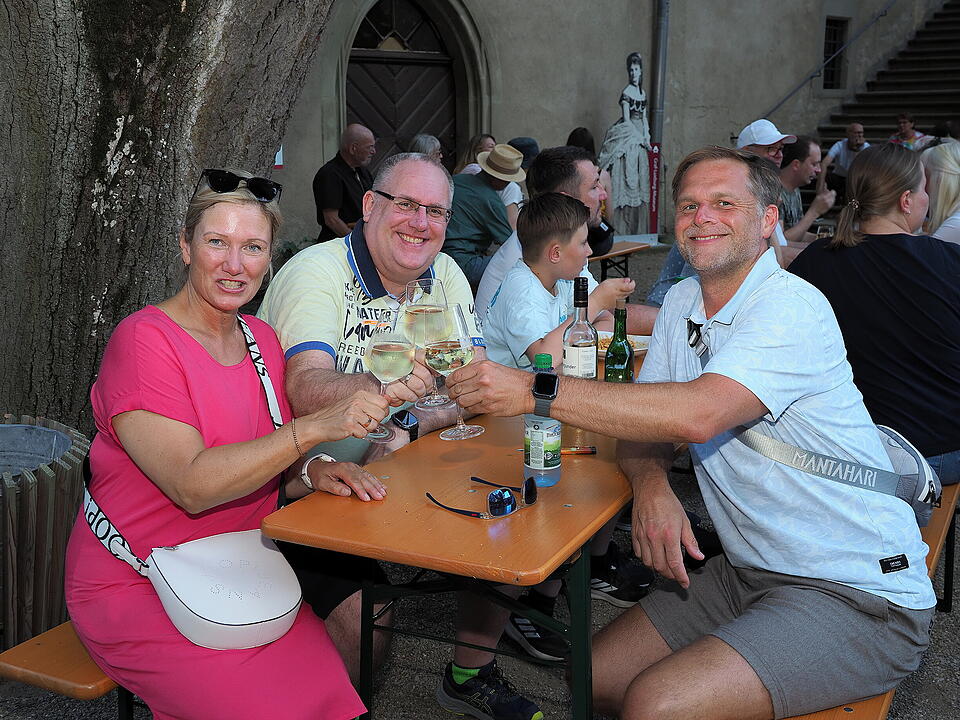 Das Fest fand im Schlosspark statt.