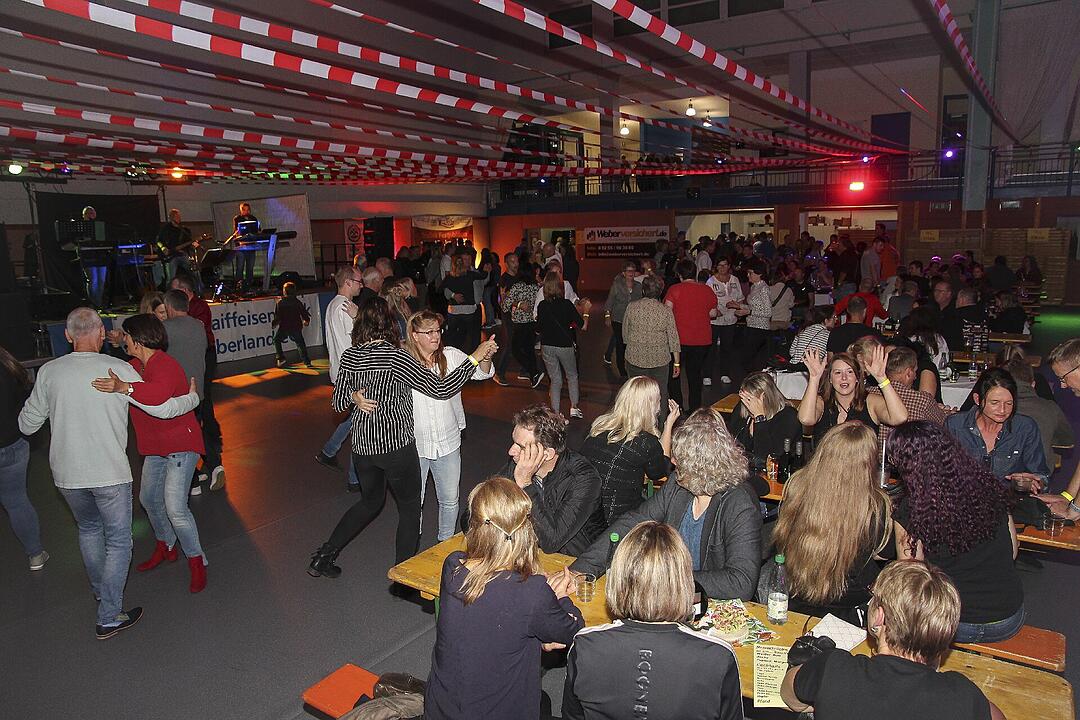 Party und Tanz in der Dreifachhalle