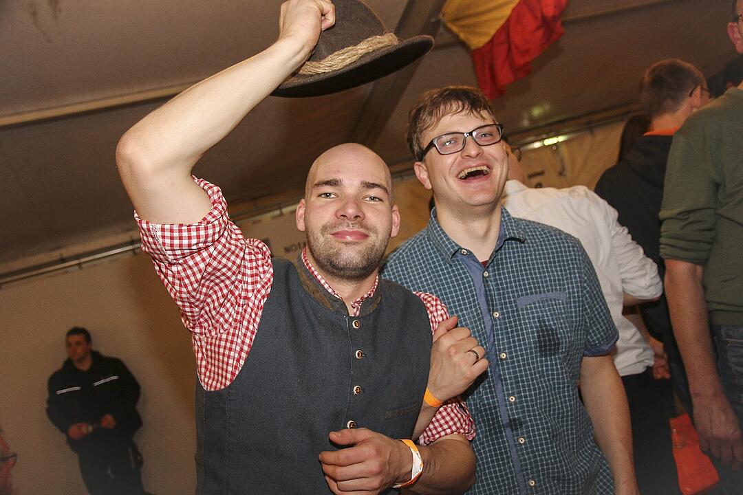 Impressionen von der erstklassigen Stimmung!
