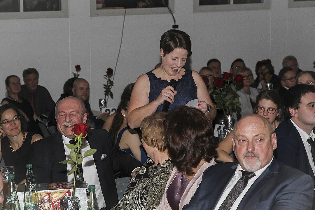 Der traditionelle Bauernball lockte viele Gäste an