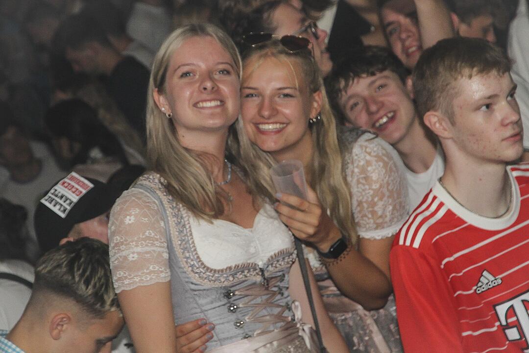 Am Montag spielte die Band "Radspitz".