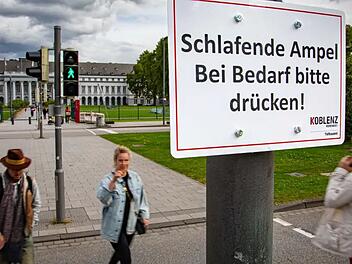 Schlafende Ampel in Koblenz