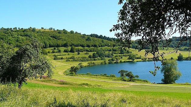Dauner Maare: Rundwanderweg Maareglück in der Eifel