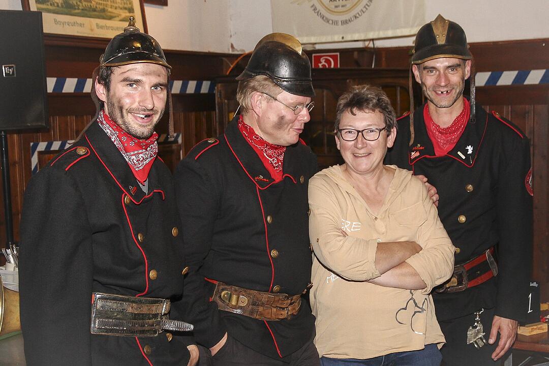 Mit der Altneihauser Feierwehrkapell'n