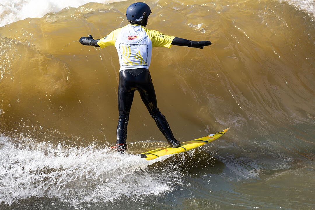 Die Surferwelle mitten in Nürnberg