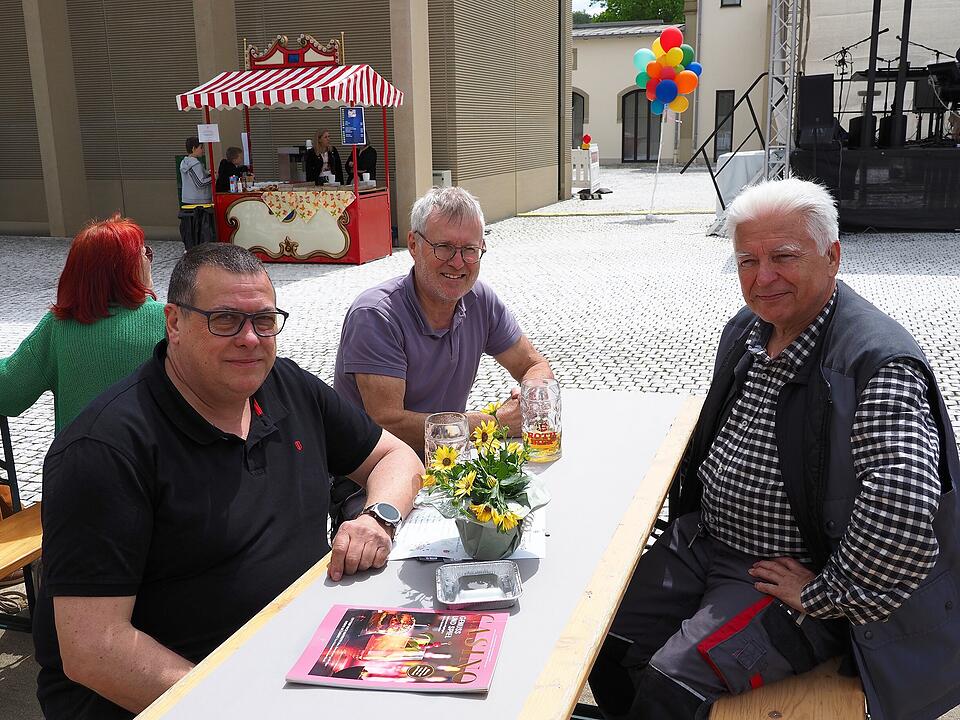 Viele Attraktionen für Groß und Klein, Live-Musik und kulinarische Highlights waren geboten.